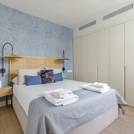 Marques De Velazquez Ii By Caleta Homes Apartment *