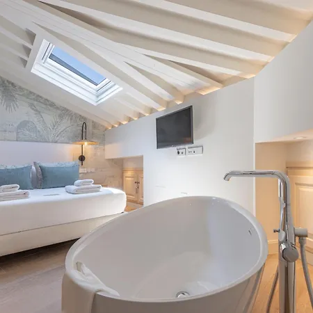 Marques De Velazquez Ii By Caleta Homes Apartment