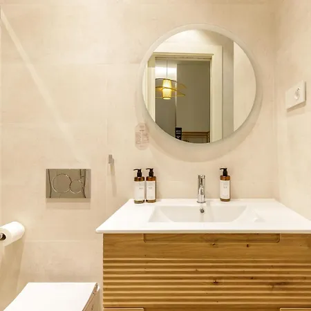 Marques De Velazquez Ii By Caleta Homes Malaga